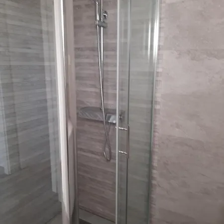 Malu Apartman Задар