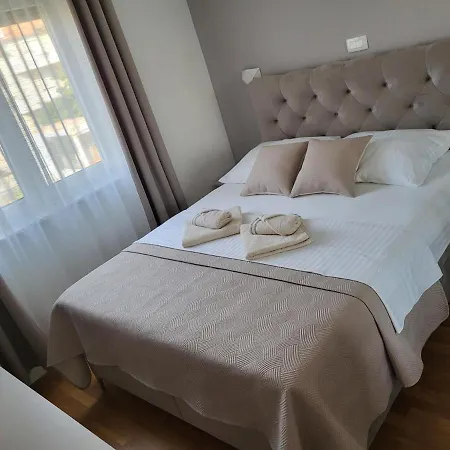Malu Apartman דירה