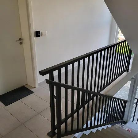 Апартаменты Malu Apartman *